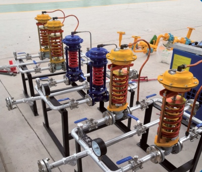 工業(yè)氣體調(diào)壓裝置